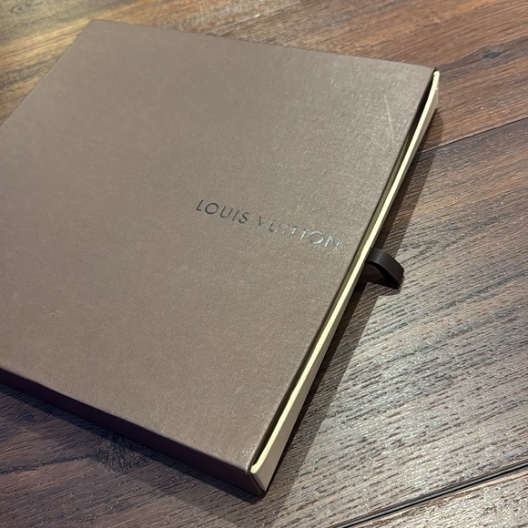 Louis Vuitton Cotton & Silk Trunks & Bags Multicolor Square Scarf with Box. - Picture 12 of 12